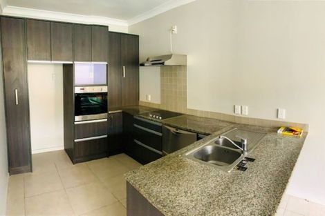 Photo of property in 6/44 Carlos Drive, Flat Bush, Auckland, 2016