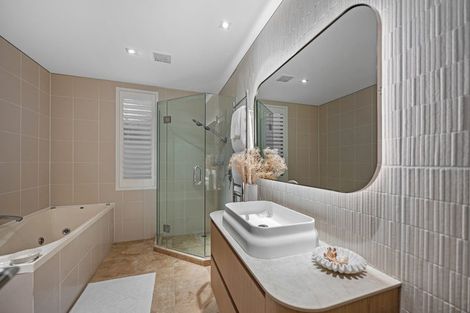 Photo of property in 1/7 The Promenade, Takapuna, Auckland, 0622