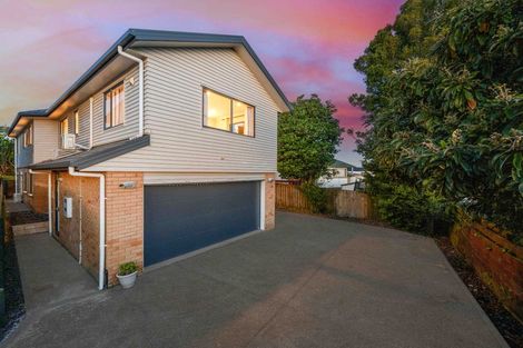 Photo of property in 22a Marvon Downs Avenue, Pakuranga Heights, Auckland, 2010