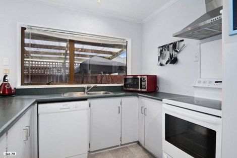 Photo of property in 9 California Drive, Totara Park, Upper Hutt, 5018