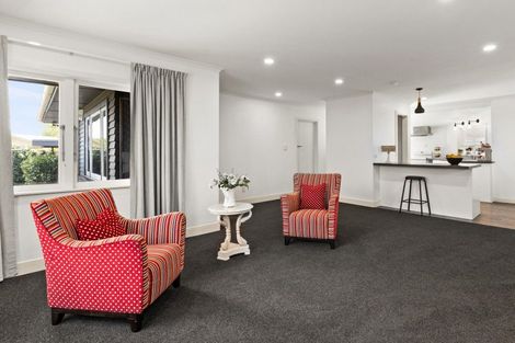 Photo of property in 72 Te Aute Road, Havelock North, 4130