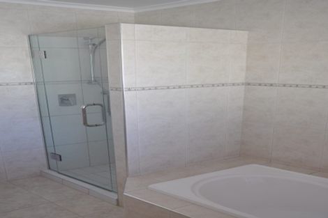 Photo of property in 23 Simon Owen Place, Golflands, Auckland, 2013