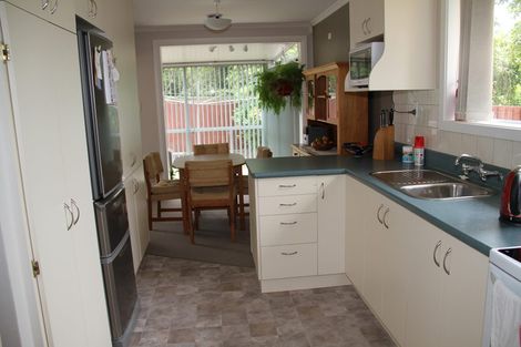 Photo of property in 10 Aztec Place, Redwood, Christchurch, 8051