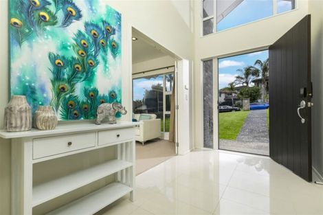 Photo of property in 13 Leafield Crescent, Henderson, Auckland, 0612