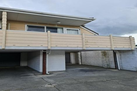 Photo of property in 2/7 Division Street, Riccarton, Christchurch, 8041