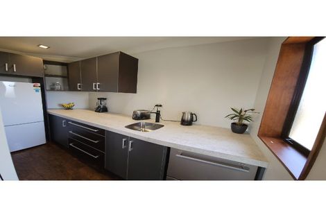 Photo of property in 94 Pohutukawa Drive, Levin, 5571