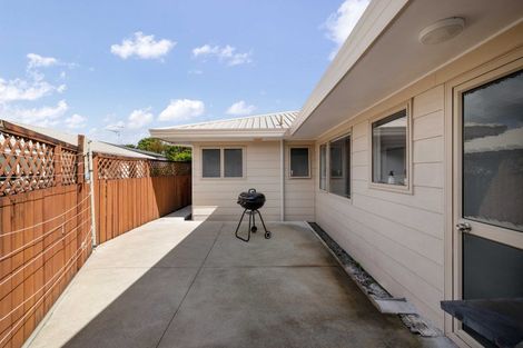 Photo of property in 9a Portland Street, Welcome Bay, Tauranga, 3112