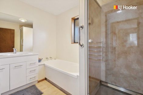 Photo of property in 11 Lochend Street, Musselburgh, Dunedin, 9013