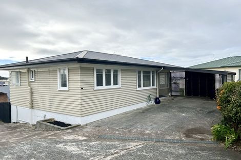Photo of property in 15b Rishworth Avenue, Stanmore Bay, Whangaparaoa, 0932