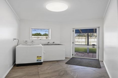Photo of property in 31 Barrett Street, Westown, New Plymouth, 4310