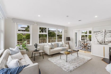 Photo of property in 1/3 Kennedy Avenue, Forrest Hill, Auckland, 0620