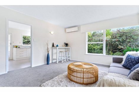 Photo of property in 2/53 Richards Avenue, Forrest Hill, Auckland, 0620