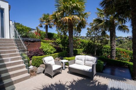 Photo of property in 8 Avery Place, Redcliffs, Christchurch, 8081