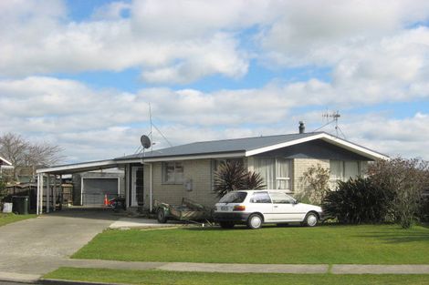 Photo of property in 43 Rata Avenue, Edgecumbe, 3120