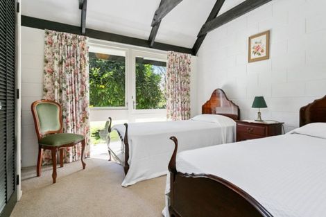 Photo of property in 107 Hall Street, Cambridge, 3434