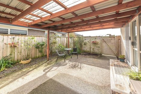 Photo of property in 21 Buckingham Place, Springvale, Whanganui, 4501