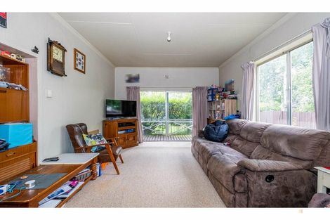 Photo of property in 35 Leonard Street, Waimate, 7924