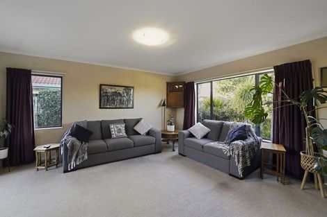 Photo of property in 40 Mcleod Place, Papamoa Beach, Papamoa, 3118