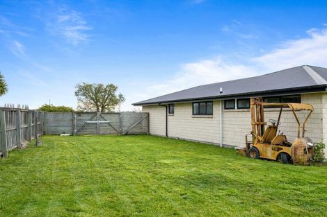 Photo of property in 4 Rangiora Woodend Road, Woodend, 7610