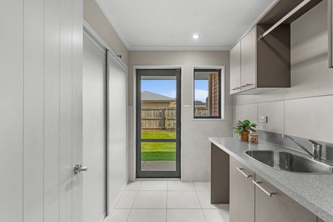 Photo of property in 29 Te Pihopa Way, Aidanfield, Christchurch, 8025