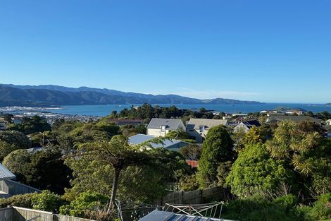Photo of property in 184 Dowse Drive, Maungaraki, Lower Hutt, 5010