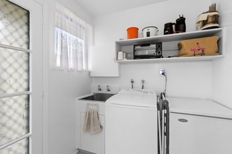 Photo of property in 45 Ruru Road, Bromley, Christchurch, 8062