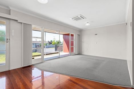 Photo of property in 3 Thornton Place, Melville, Hamilton, 3206