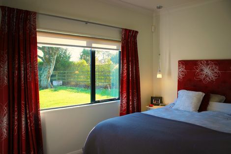 Photo of property in 96b Kent Street, Carterton, 5713