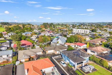 Photo of property in 50a Torkar Road, Clarks Beach, 2122