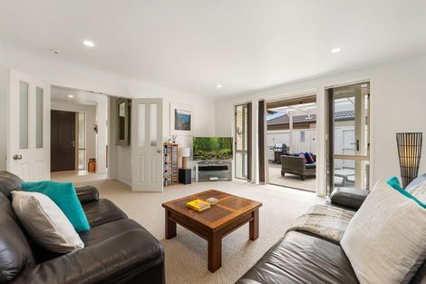 Photo of property in 3 Stenning Place, Papamoa Beach, Papamoa, 3118