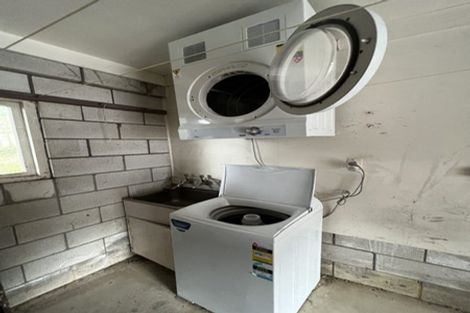 Photo of property in 3/22 Penning Road, Castor Bay, Auckland, 0620