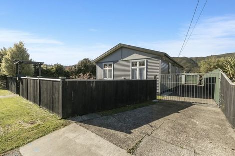 Photo of property in 60 Westminster Road, Wainuiomata, Lower Hutt, 5014