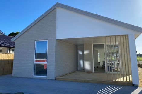 Photo of property in 2 Hauhake Lane, Omokoroa, 3114