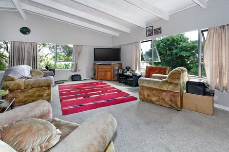 Photo of property in 112 Vodanovich Road, Te Atatu South, Auckland, 0610