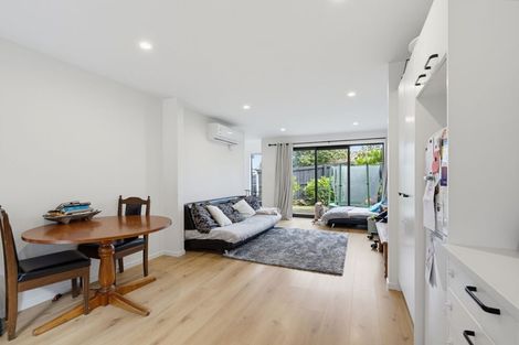 Photo of property in 1e Stott Avenue, Birkdale, Auckland, 0626