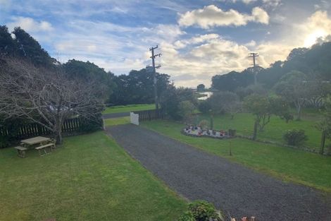 Photo of property in 15 Te Mata Creek Road, Te Mata, Thames, 3575