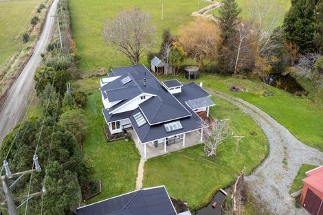 Photo of property in 25 Brown Road, Browns, Winton, 9782