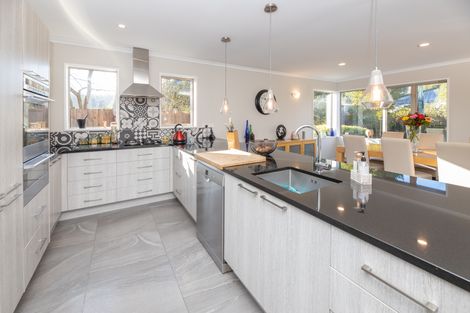 Photo of property in 136 Rothesay Road, Parklands, Christchurch, 8083