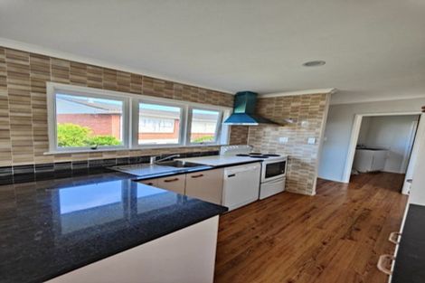 Photo of property in 33 Cherry Road, Bucklands Beach, Auckland, 2014