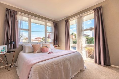 Photo of property in 26 Reading Street, Upper Riccarton, Christchurch, 8041