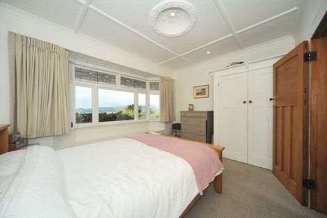 Photo of property in 25 Seatoun Heights Road, Miramar, Wellington, 6022