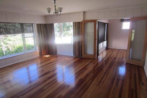 Photo of property in 65 Redwood Avenue, Tawa, Wellington, 5028