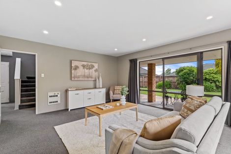 Photo of property in 2 Lantern Lane, Halswell, Christchurch, 8025