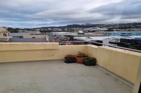 Photo of property in Chatsworth Flats, 7/23 Pirie Street, Mount Victoria, Wellington, 6011