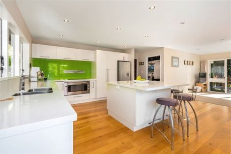 Photo of property in 105 Oriel Avenue, Tawa, Wellington, 5028