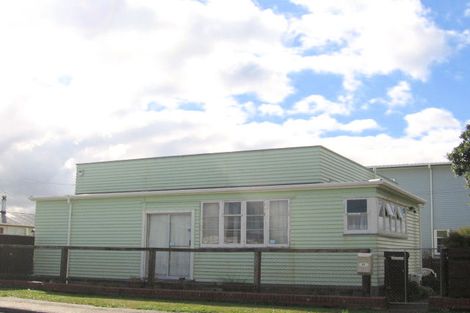 Photo of property in 69 Adelaide Street, Petone, Lower Hutt, 5012
