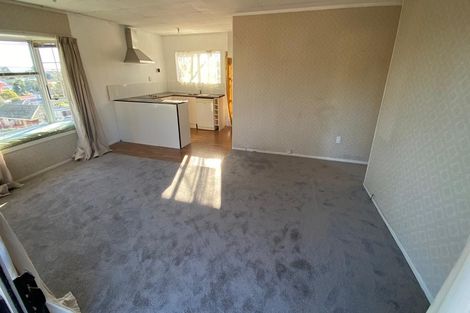 Photo of property in 2/31 Lavelle Road, Henderson, Auckland, 0612