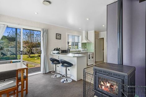 Photo of property in 33 Dunstan Crescent, Hornby, Christchurch, 8042