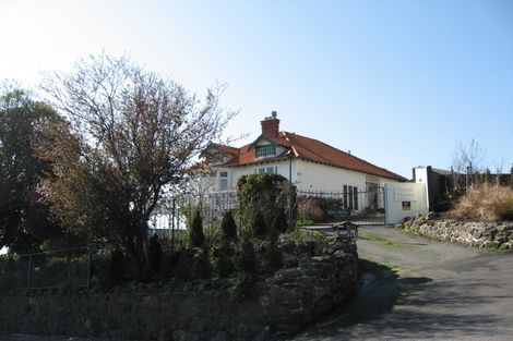 Photo of property in 85 Dyers Pass Road, Cashmere, Christchurch, 8022