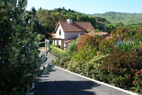 Photo of property in 389 Ocean Beach Road, Ocean Beach, Waimarama, 4294